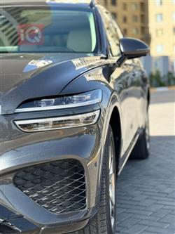 جنسس GV70